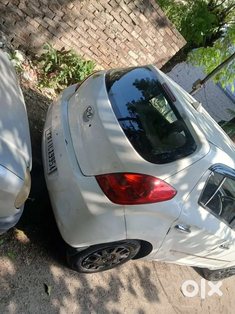 Hyundai I20 2011 Diesel 98000 Km Driven