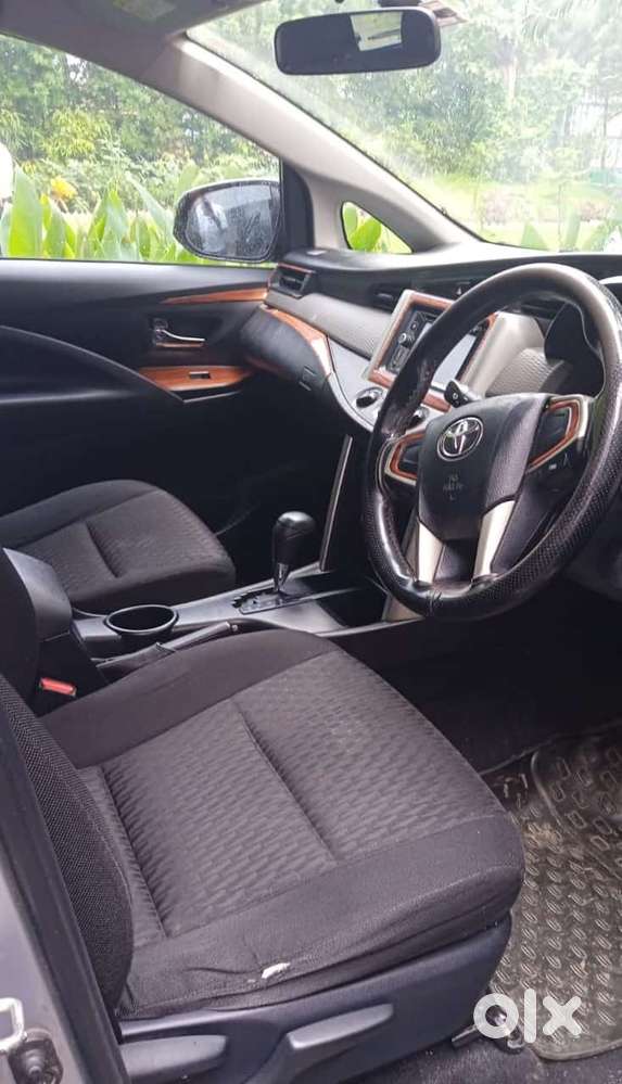 Toyota Innova Crysta 2.4 Gx Limited Edition At 7 Str, 2018, Diesel