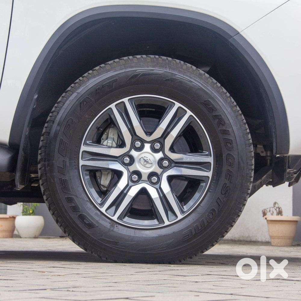 Toyota Fortuner 4x2 At 2.8 Diesel, 2022, Diesel