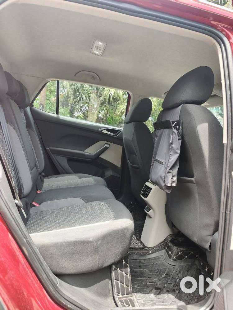 Volkswagen Taigun 1.0 Tsi Highline At, 2022, Petrol