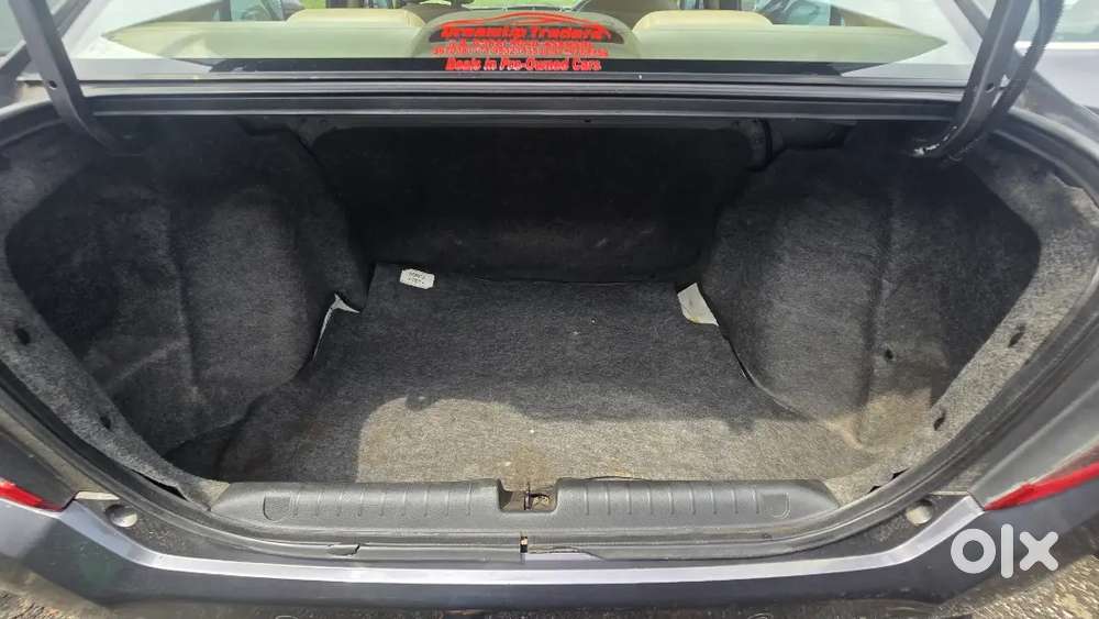 Honda Amaze Vx 1.2 2018 / 2028