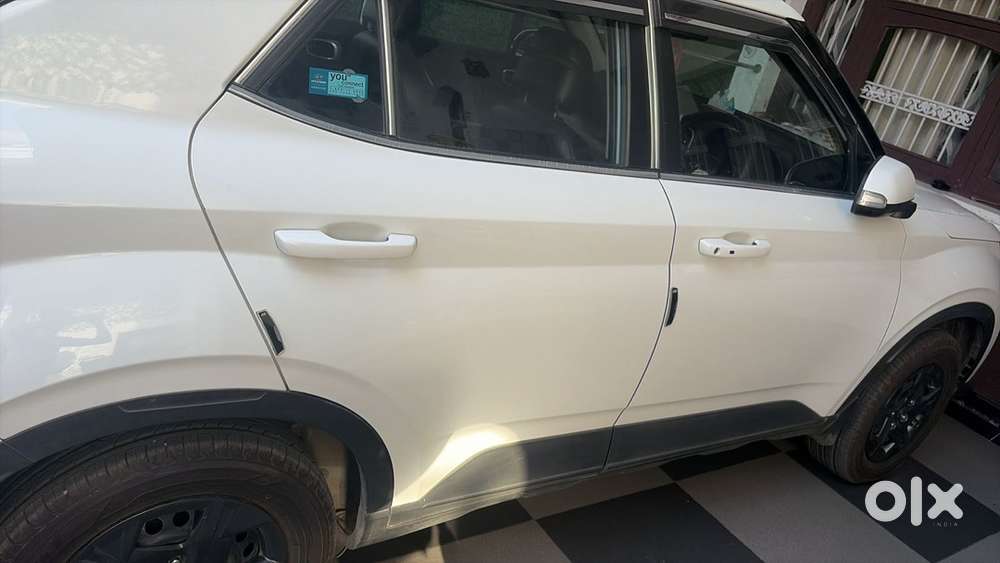 Hyundai Venue Petrol 2023
