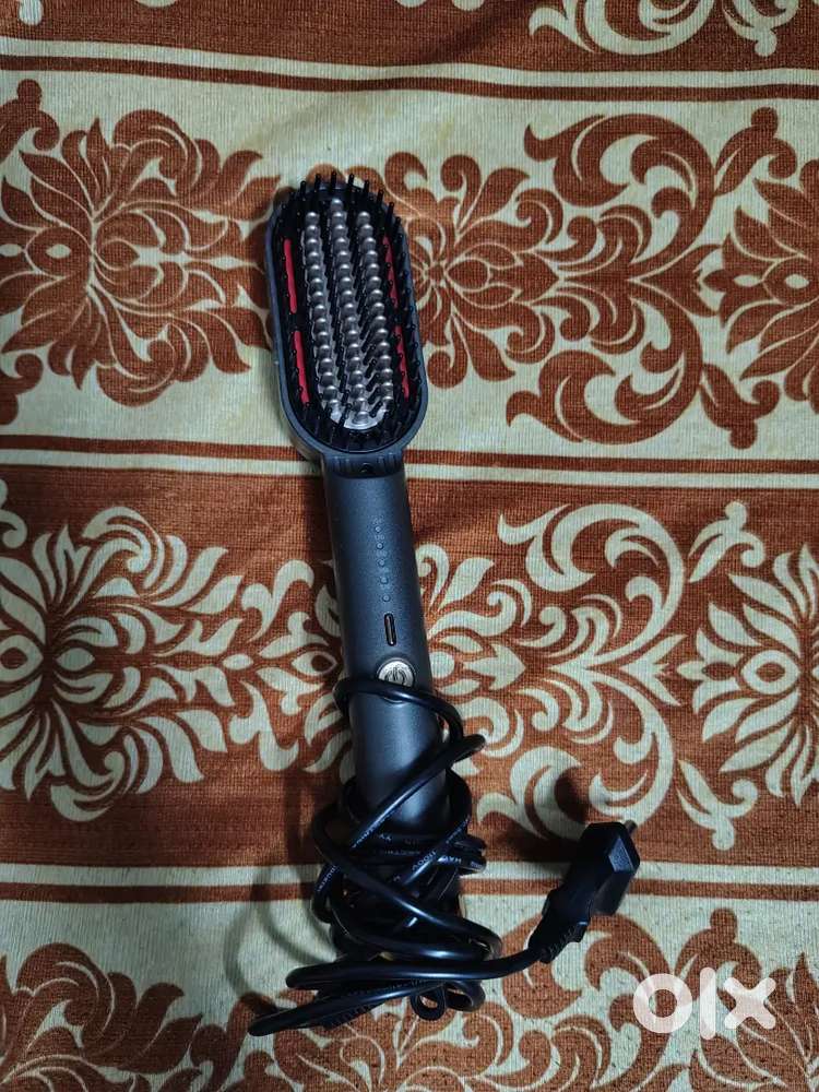 Croma hair straightener for sale