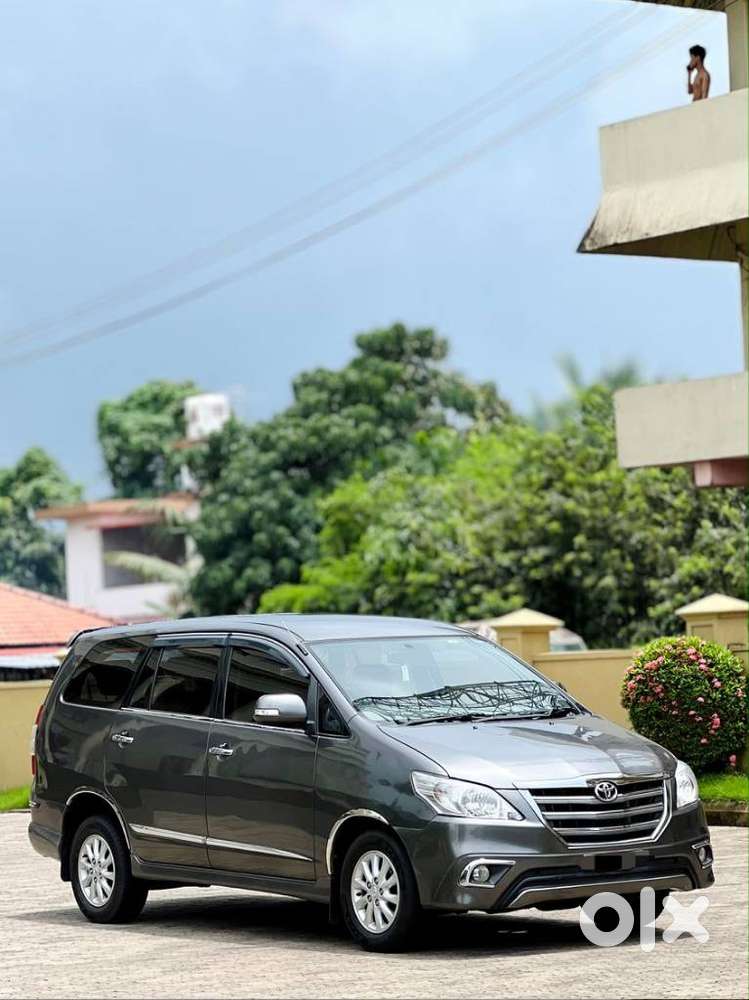 Toyota Innova 2.5 V 8 Str, 2014, Diesel