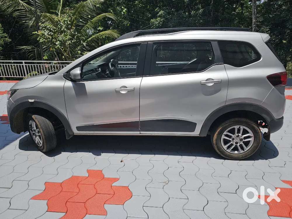 Renault Triber Rxt Automatic 2020 Model