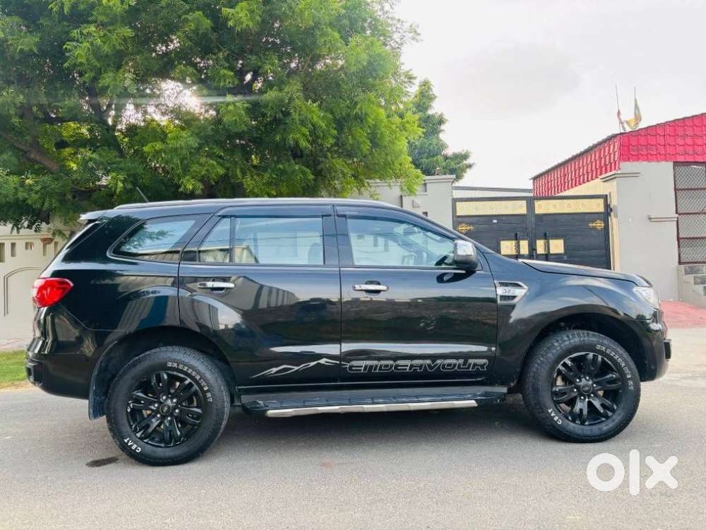 Ford Endeavour 3.2 Titanium At 4x4, 2017, Diesel