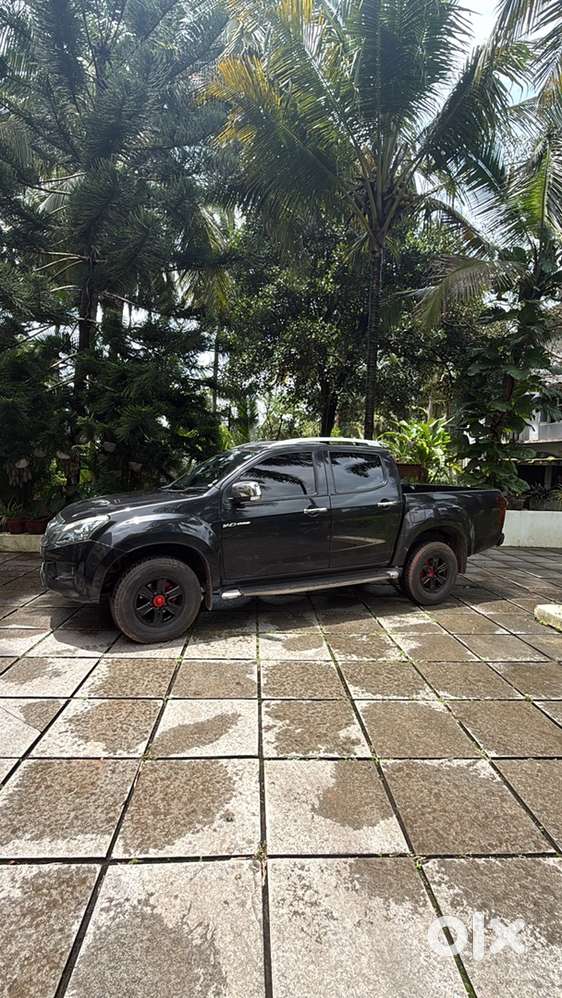 2019 Isuzu V-cross Diesel