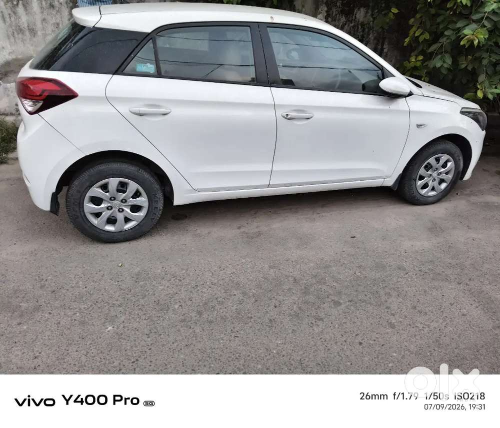 Hyundai I20 2016 Petrol 85000 Km Driven