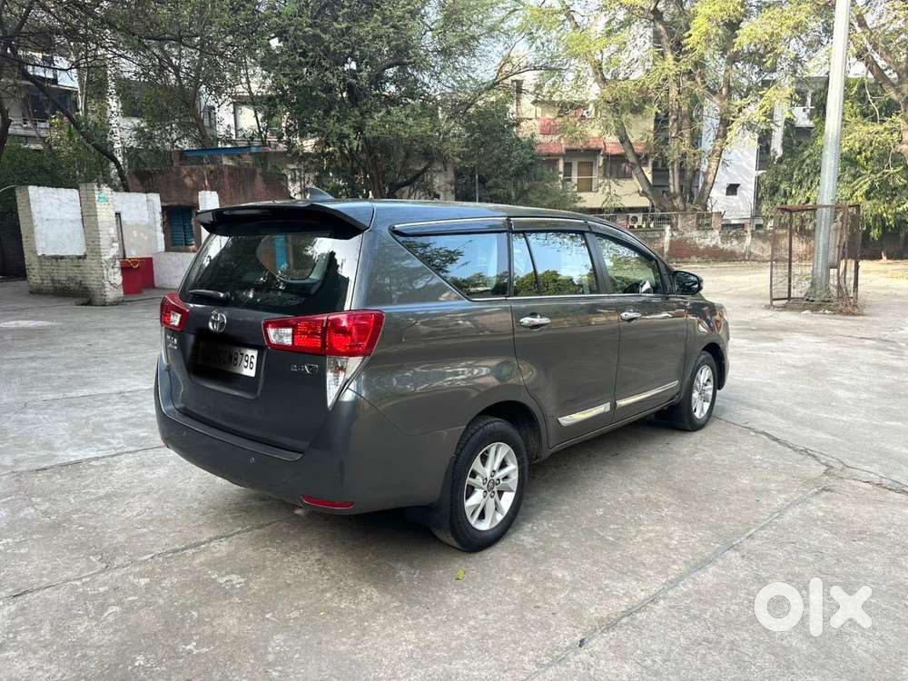 Toyota Innova Crysta 2.4 Vx Mt, 2018, Diesel