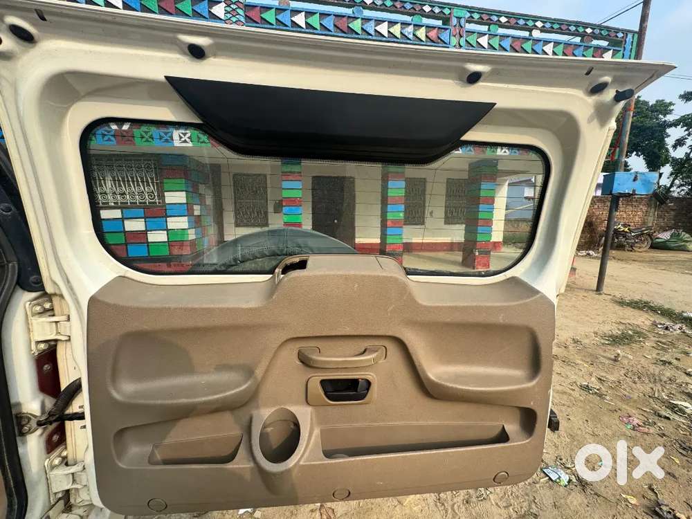 Mahindra Tuv 300 2018