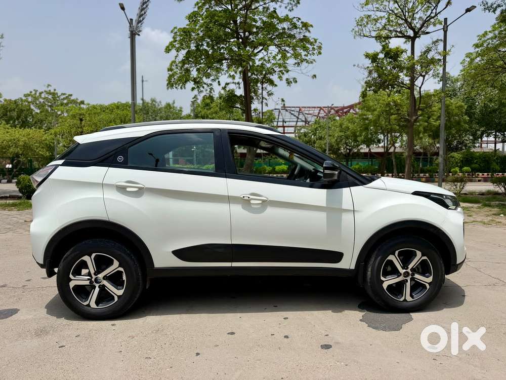 Tata Nexon 1.5 Revotorq Xza Plus S Amt, 2023, Petrol
