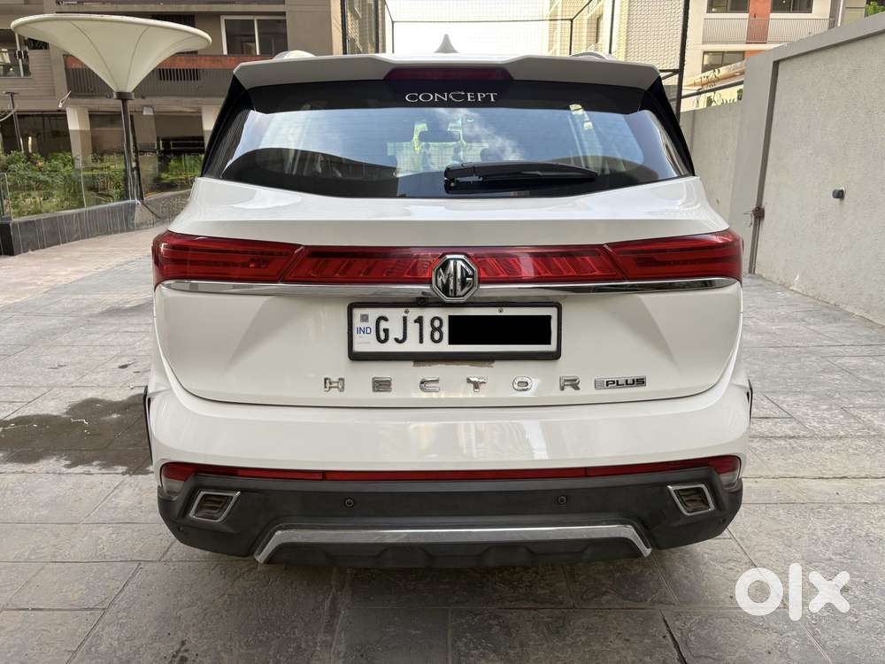 Mg Hector Plus Sharp Pro 1.5 Turbo Petrol Cvt 6 Str, 2023, Petrol