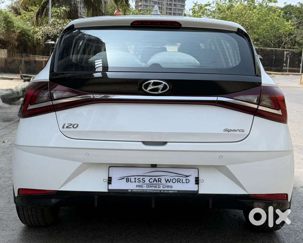 Hyundai I20 Sportz 1.2 Ivt, 2023, Petrol