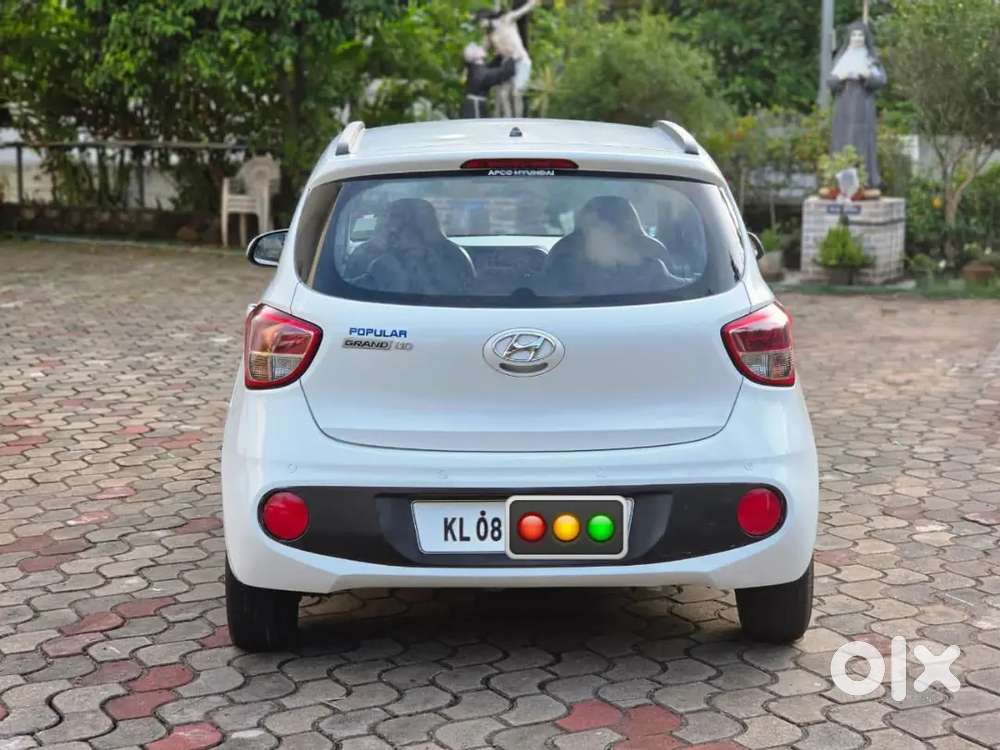 Grand I10 Magna Mt Petrol