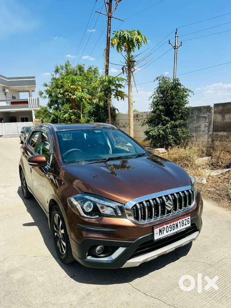 2018 Maruti Suzuki S Cross Alpha Diesel Top Model & Sony Sound System.