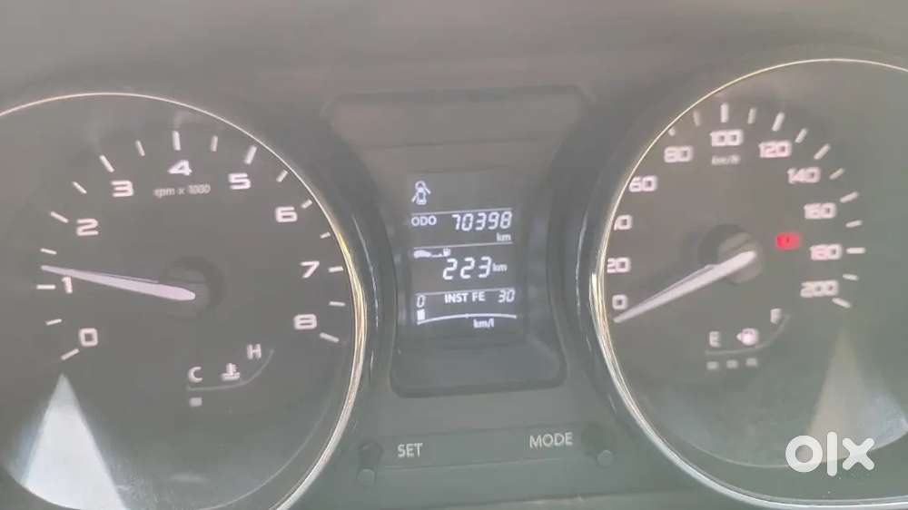 Single Hand Uses Cars