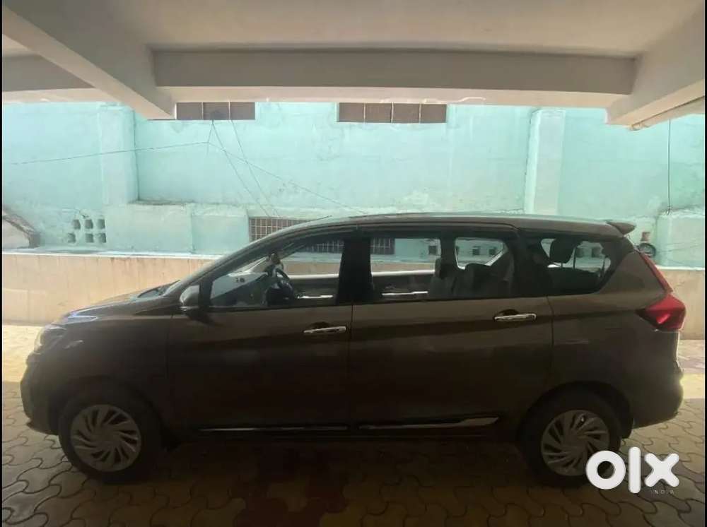 Maruti Suzuki Ertiga 2023 Petrol Manual