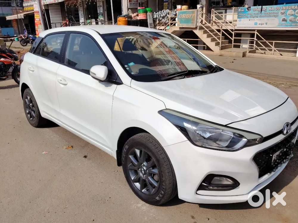 Hyundai I20 2019 Petrol 124000 Km Driven