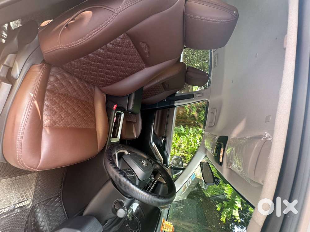 Toyota Innova Hycross Gx 2025 Year