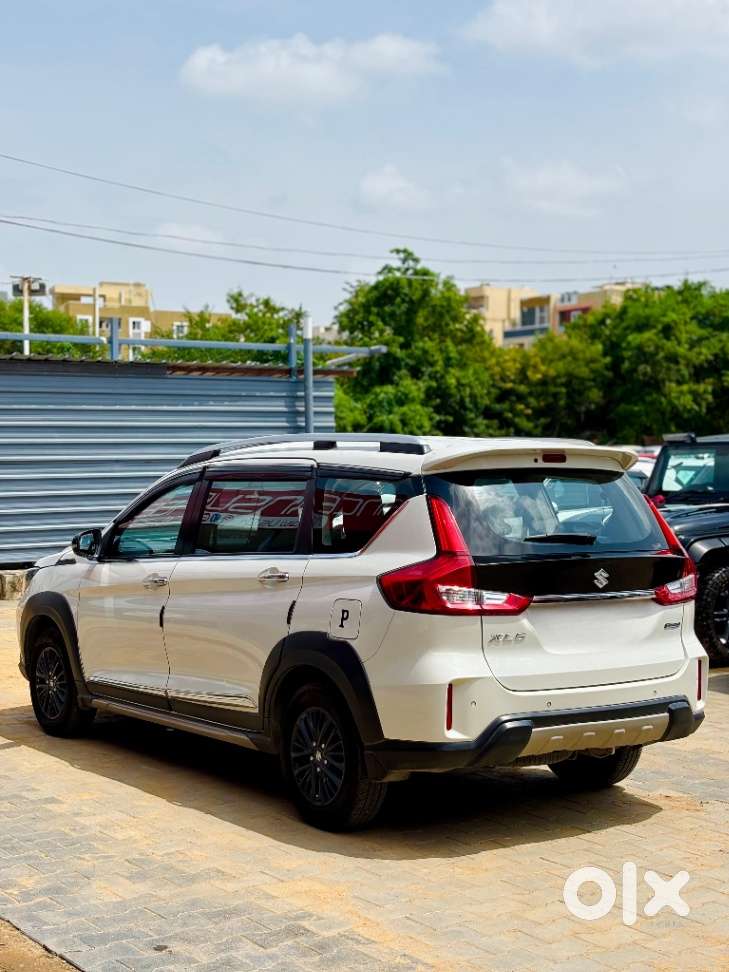Maruti Suzuki Xl6 1.5 Alpha At, 2022, Petrol
