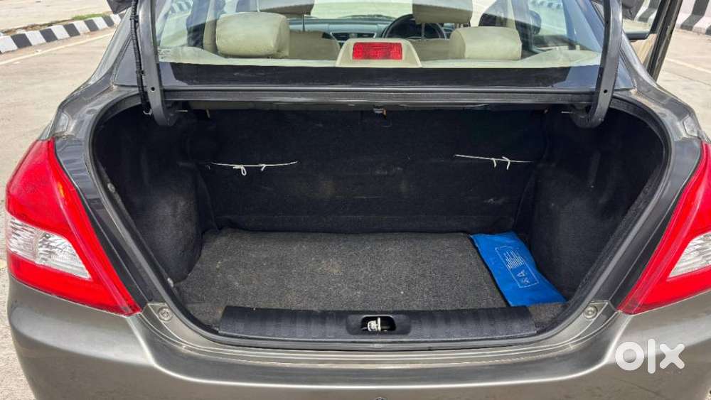 Maruti Suzuki Dzire 1.2 Vxi, 2016, Petrol