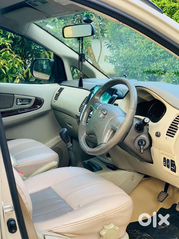 Toyota Innova 2.5 Vx 8 Str, 2013, Diesel