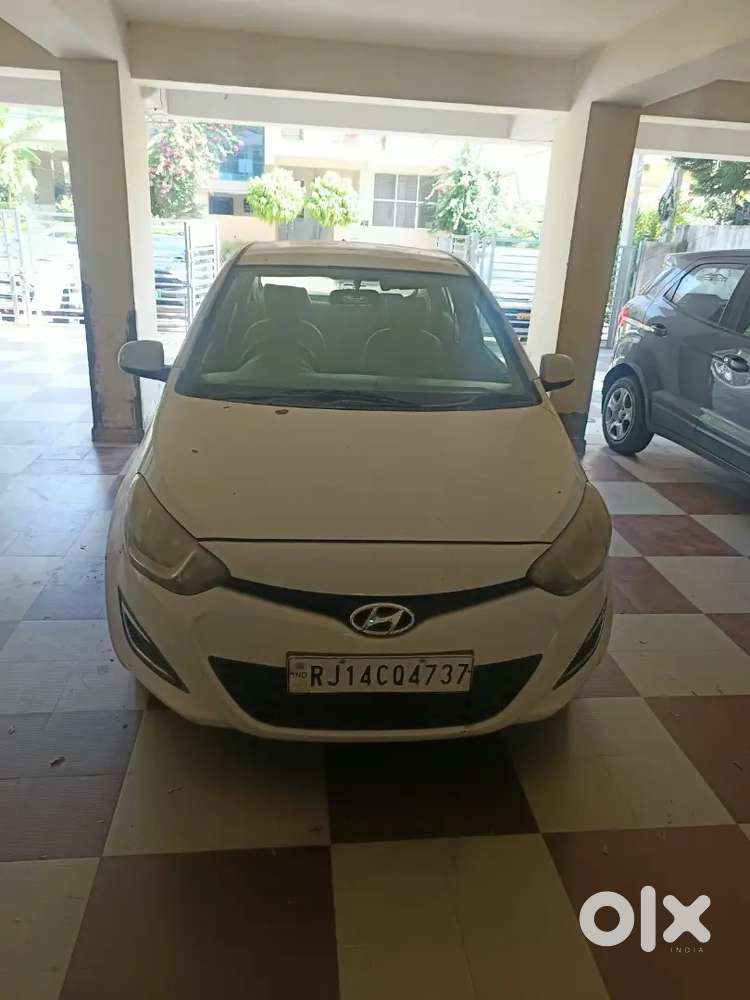 Hyundai I20 2012 पेट्रोल मैन्युअल