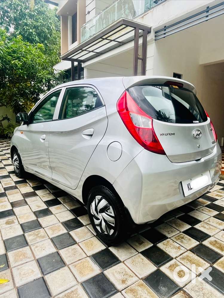 2012 Hyundai Eon, Era +