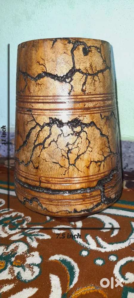 Wood flower pot
