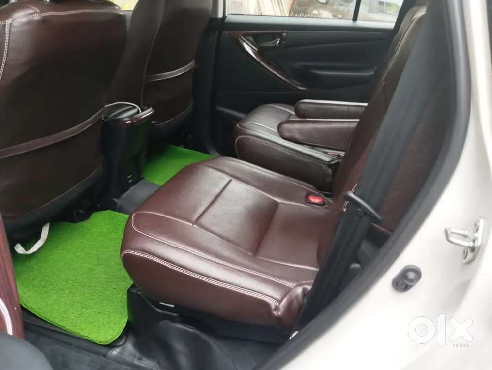 Toyota Innova Crysta 2018 Diesel Well Maintained