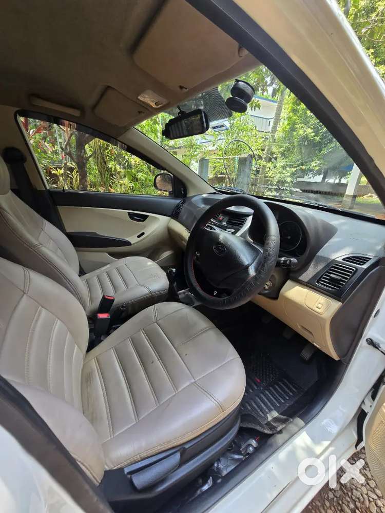 Hyundai Eon Magna Plus