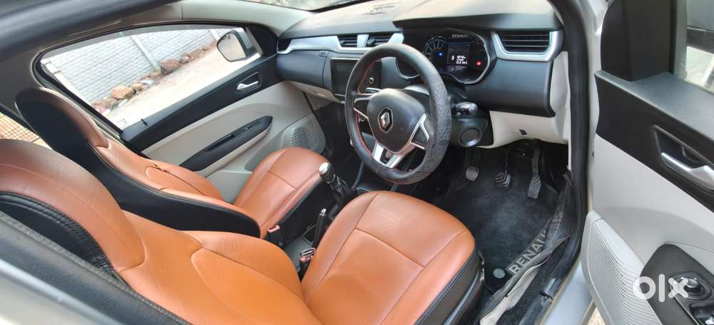 Renault Triber Rxz, 2021, Petrol