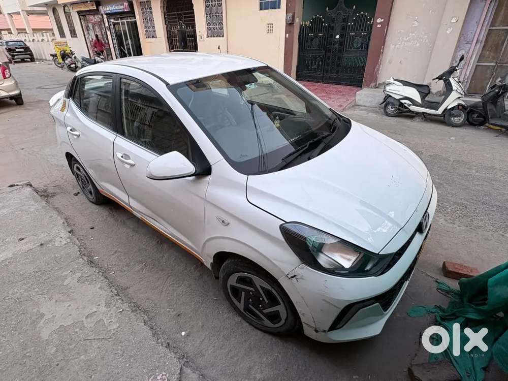 Hyundai Aura
