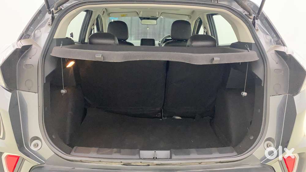 Tata Nexon 1.2 Revotron Xz Plus (s), 2023, Petrol