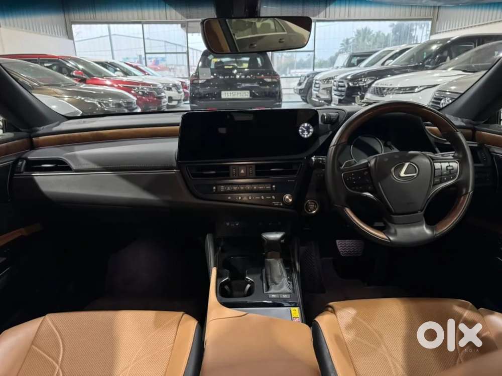 Lexus Es, 2024, Petrol