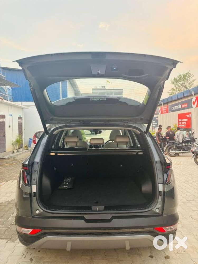 Hyundai Tucson 2.0 Signature 4wd Diesel At Dual Tone, 2024, Diesel