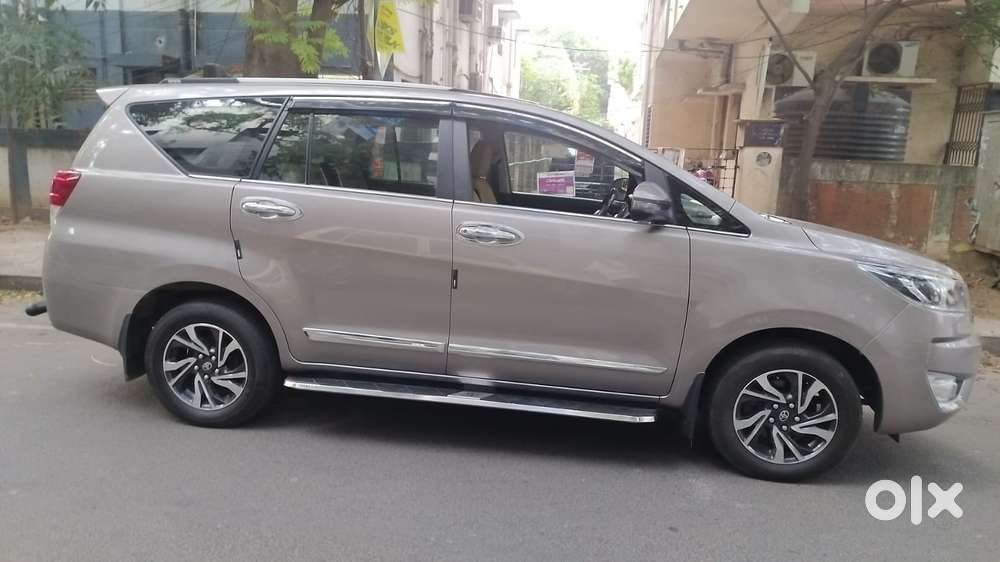 Toyota Innova Crysta 2.4 V 7 Str, 2023, Diesel