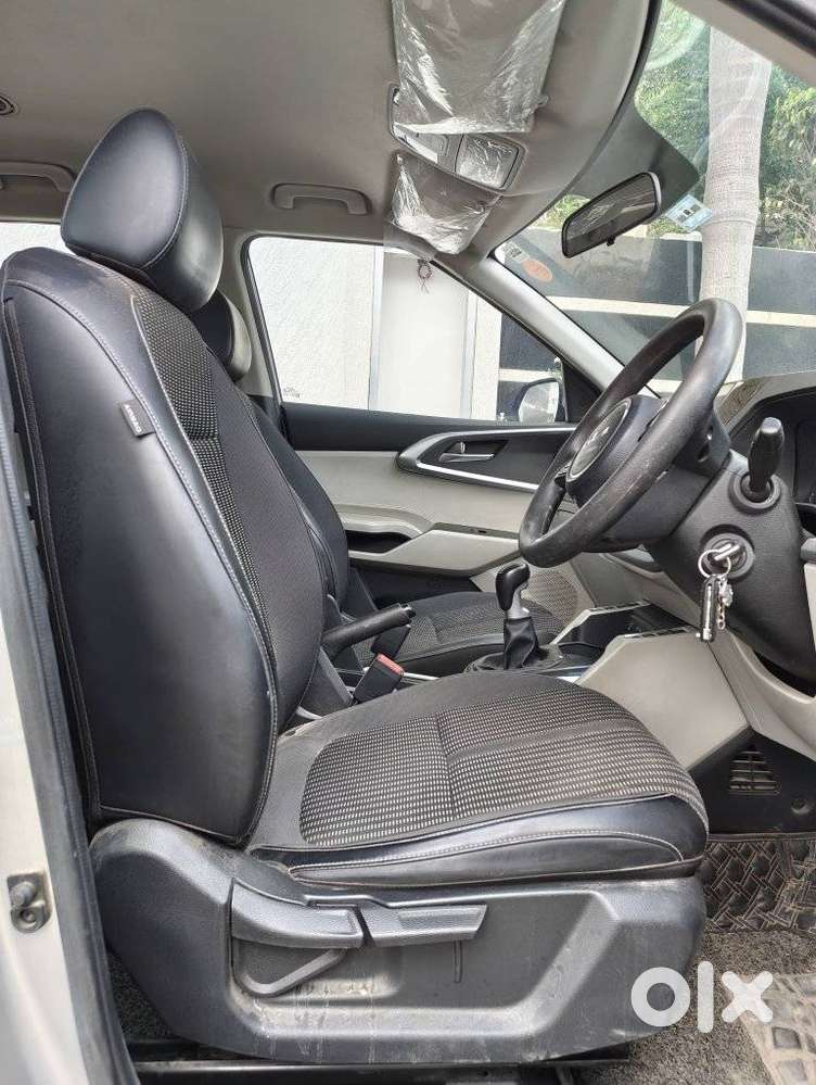 Kia Carens 1.5 Prestige 7 Str, 2023, Petrol