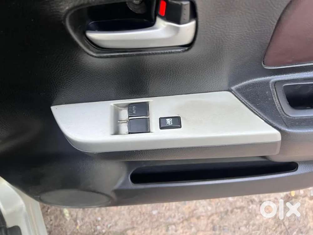 Maruti Suzuki Wagon R 2015 Petrol 76500 Km Driven