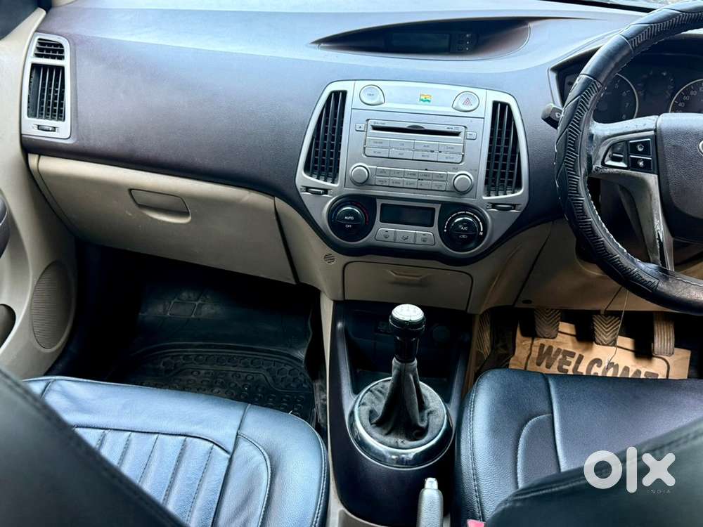 Hyundai I20 Petrol Manual 2012