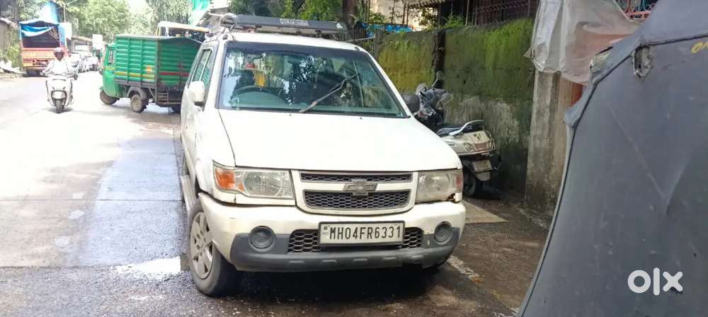 Chevrolet Tavera Neo 2012