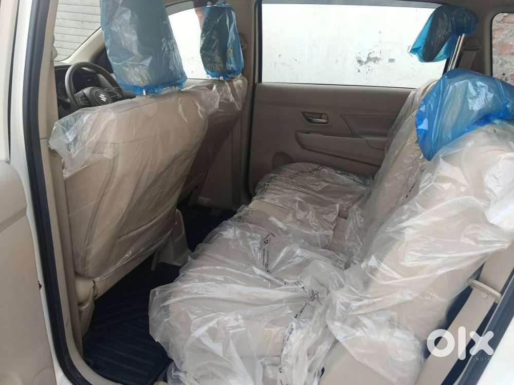 Maruti Suzuki Ertiga 1.4 Vxi Cng Anniversary Edition, 2024, Cng & Hy..