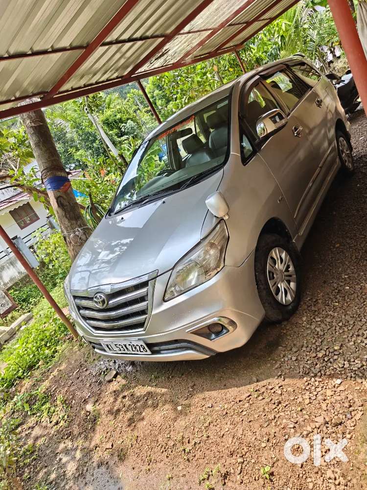 Toyota Innova Diesel 2010 2nd Owner