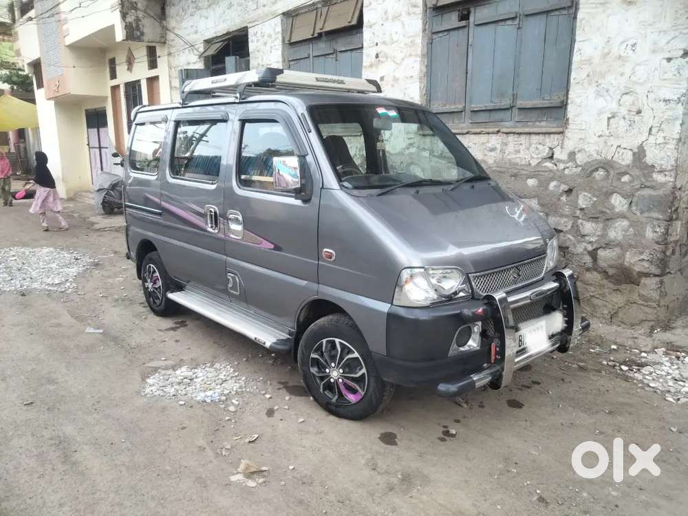 Model 2016,7seater Petrol+lpg 1hand Use Only