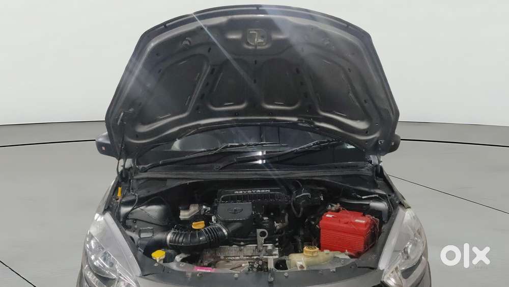 Tata Tiago 1.2 Revotron Xm, 2018, Petrol