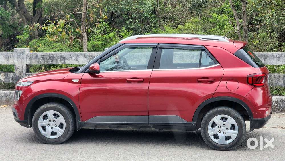 Hyundai Venue S Turbo, 2020, Petrol