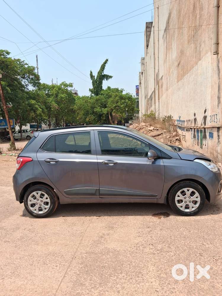 Hyundai Grand I10 Sportz 1.2 Kappa Vtvt, 2016, Petrol