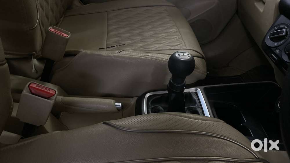 Maruti Suzuki Swift Dzire 1.2 Vxi Bsiv, 2017, Petrol