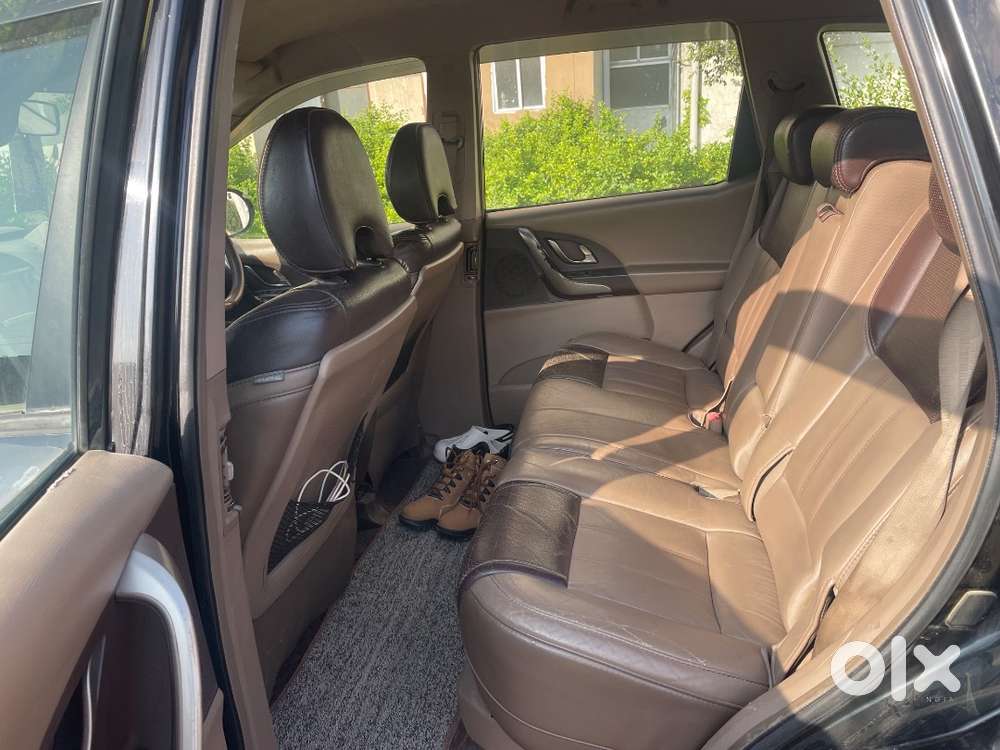 Mahindra Xuv500 W6 2012