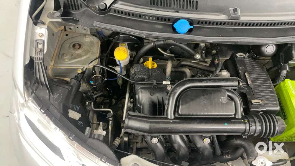 Datsun Redigo T Option, 2016, Petrol